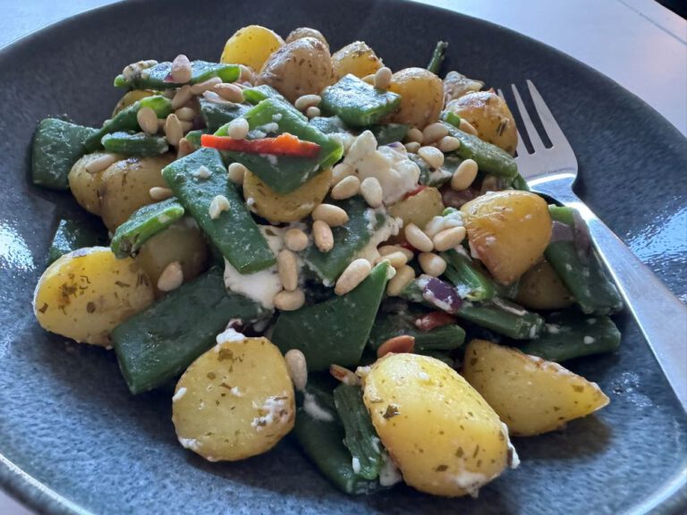 Snijbonen met feta en pittige krieltjes