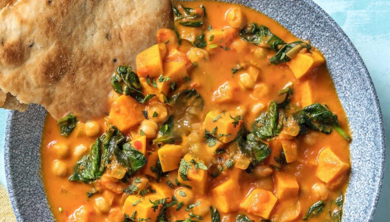 Pompoencurry met kikkererwten en spinazie