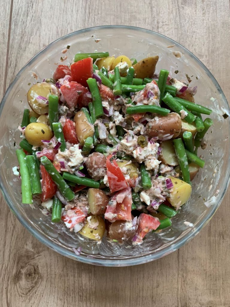 Frisse krieltjessalade met tonijn en sperziebonen